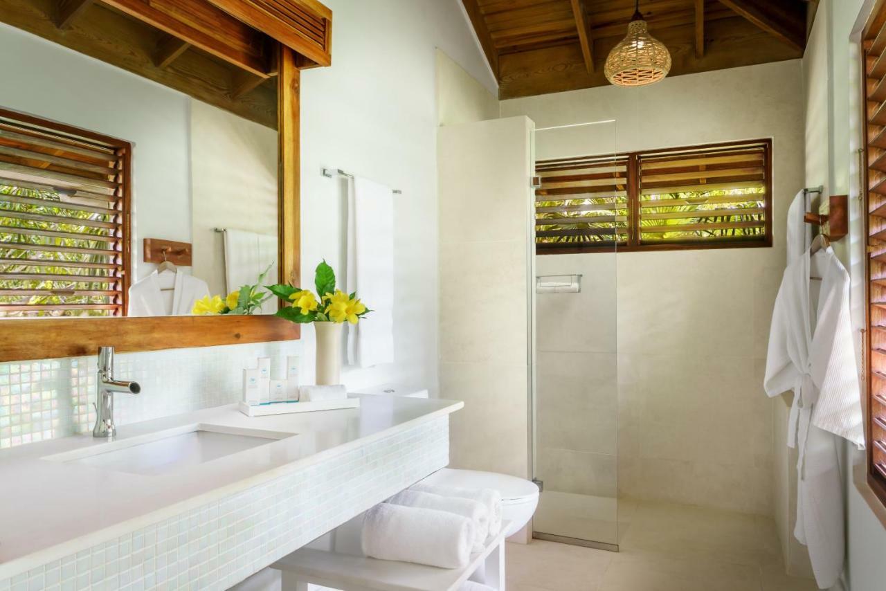 Premier Beachfront Suite